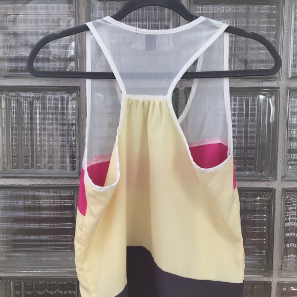 🌻3/$25 Razor Back Forever 21 Top! - Picture 3 of 3